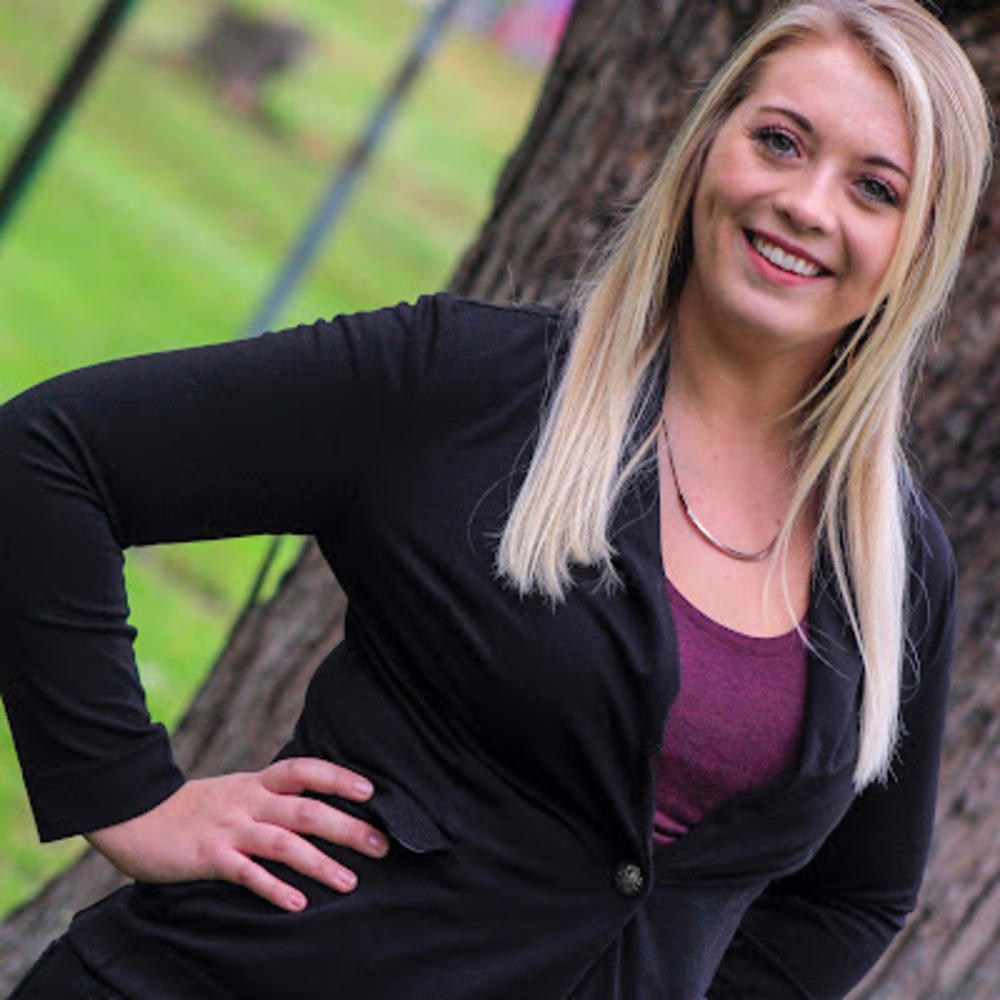 Meet your Posher, Desirae